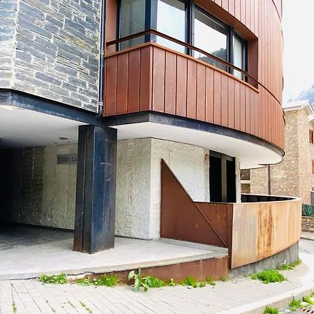 Mikka Devesa Apartman Incles Kültér fotó